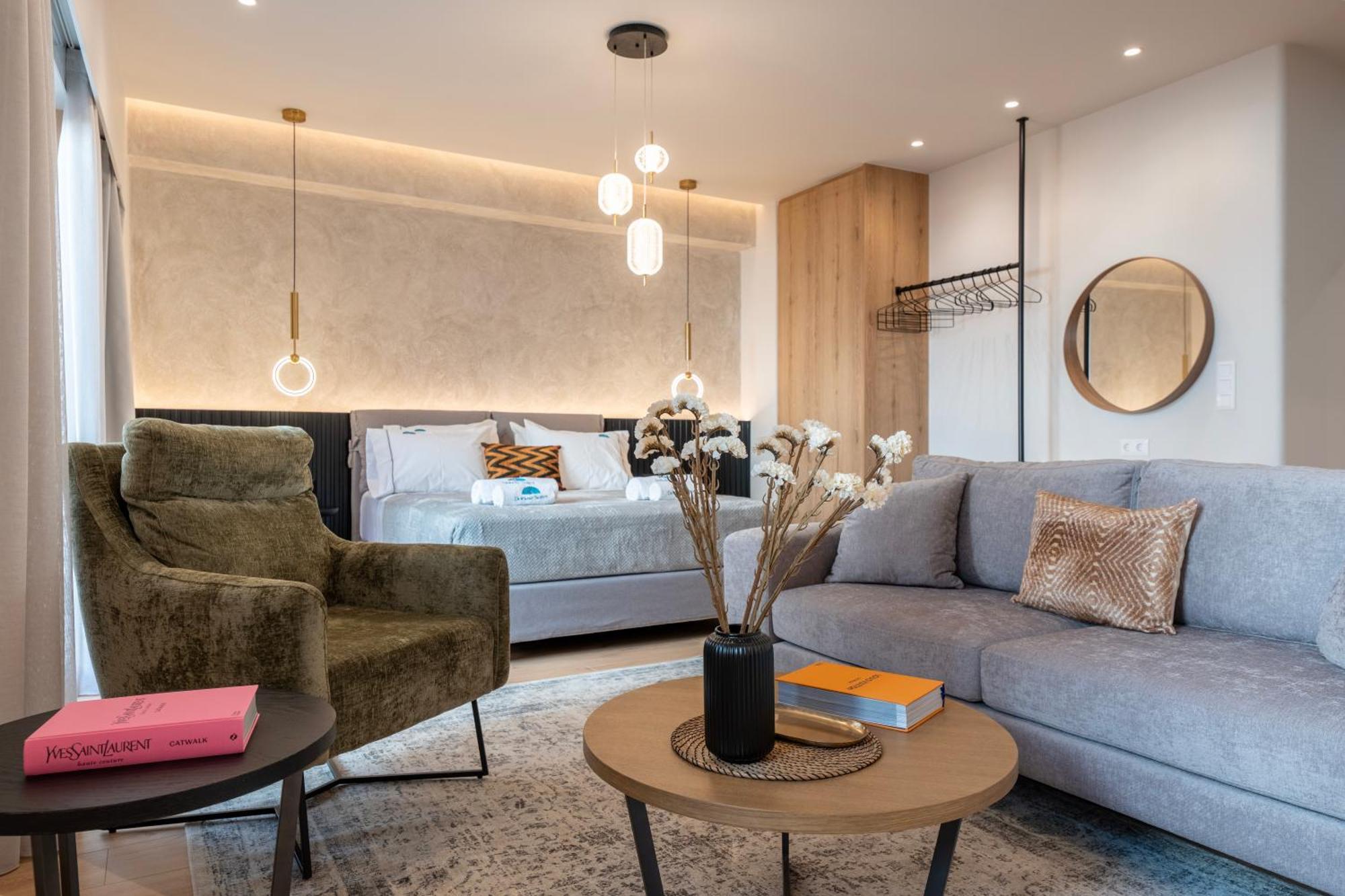 Derouse Eva Suite Jacuzzi & Sauna เอเธนส์ ภายนอก รูปภาพ
